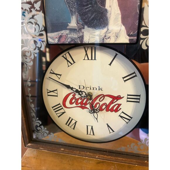 Vintage coca cola wall clock mirror with working clock (5624) - Picture 3 of 8